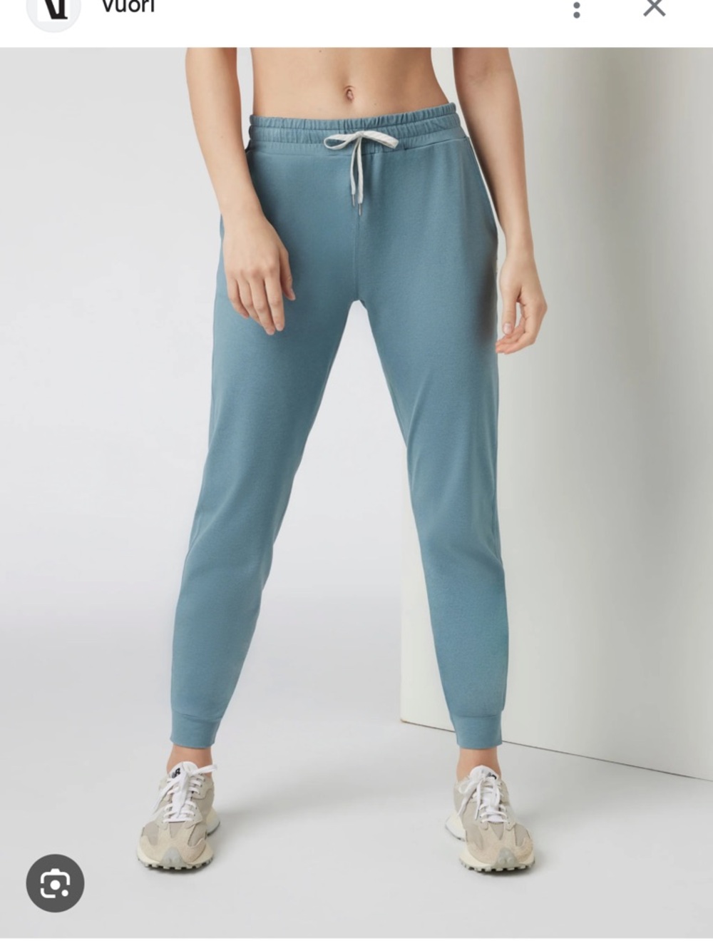 Vuori performance jogger NWOT